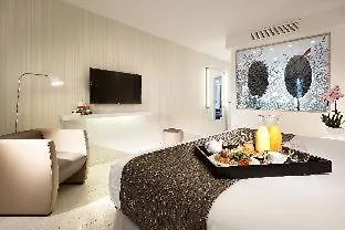 Hotel Eurostars Book