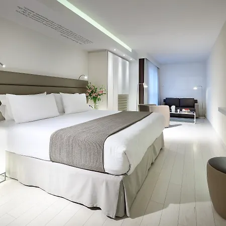 Hotell Eurostars Book 4*
