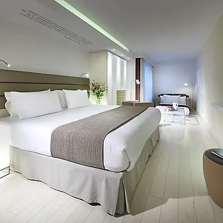 Hotel Eurostars Book