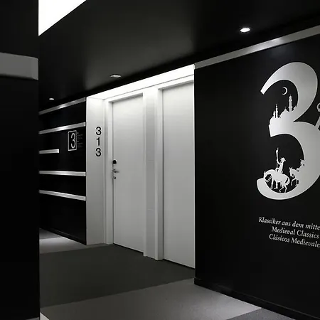 Hotell Eurostars Book 4*