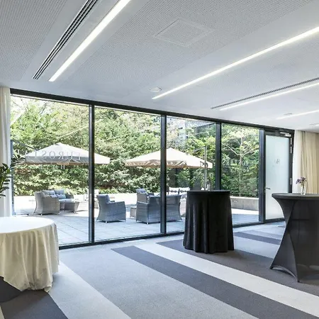 ユーロスターズ ブック 4*