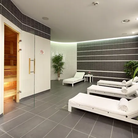 ユーロスターズ ブック ホテル