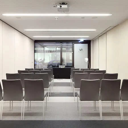 ホテル ユーロスターズ ブック