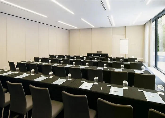 Otel Eurostars Book 4*