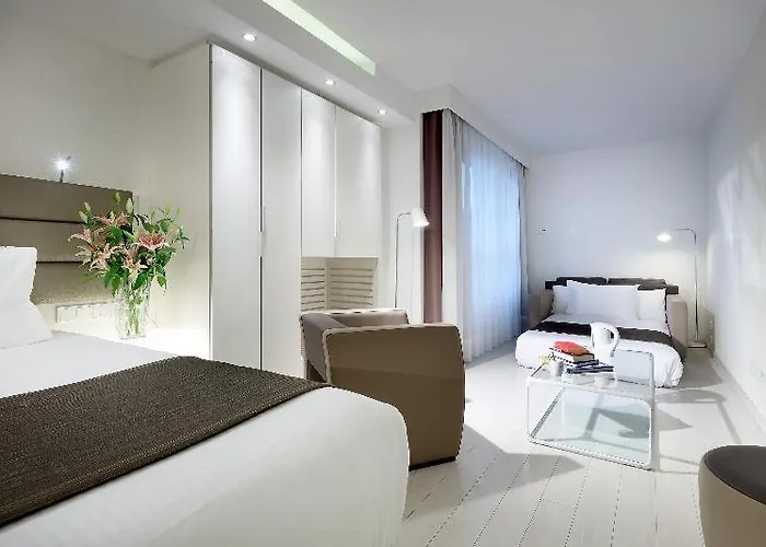 Hotel Eurostars Book